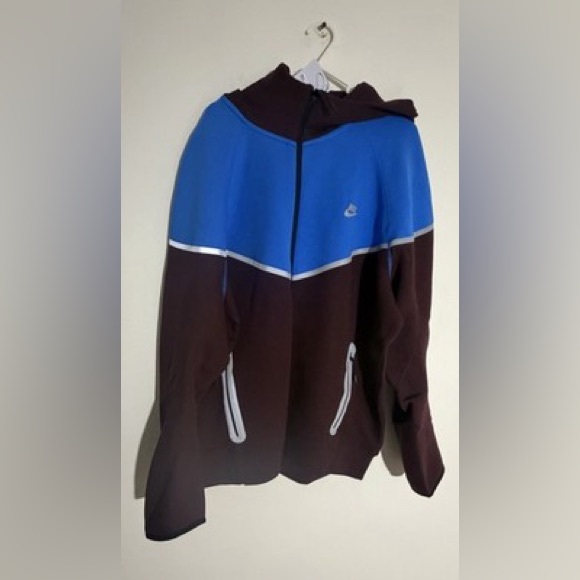 Nike Tech Fleece Windrunner Reflective Zip Hoodie Burgundy HQ3746-652 Men Sz 2XL - Picture 6 of 7